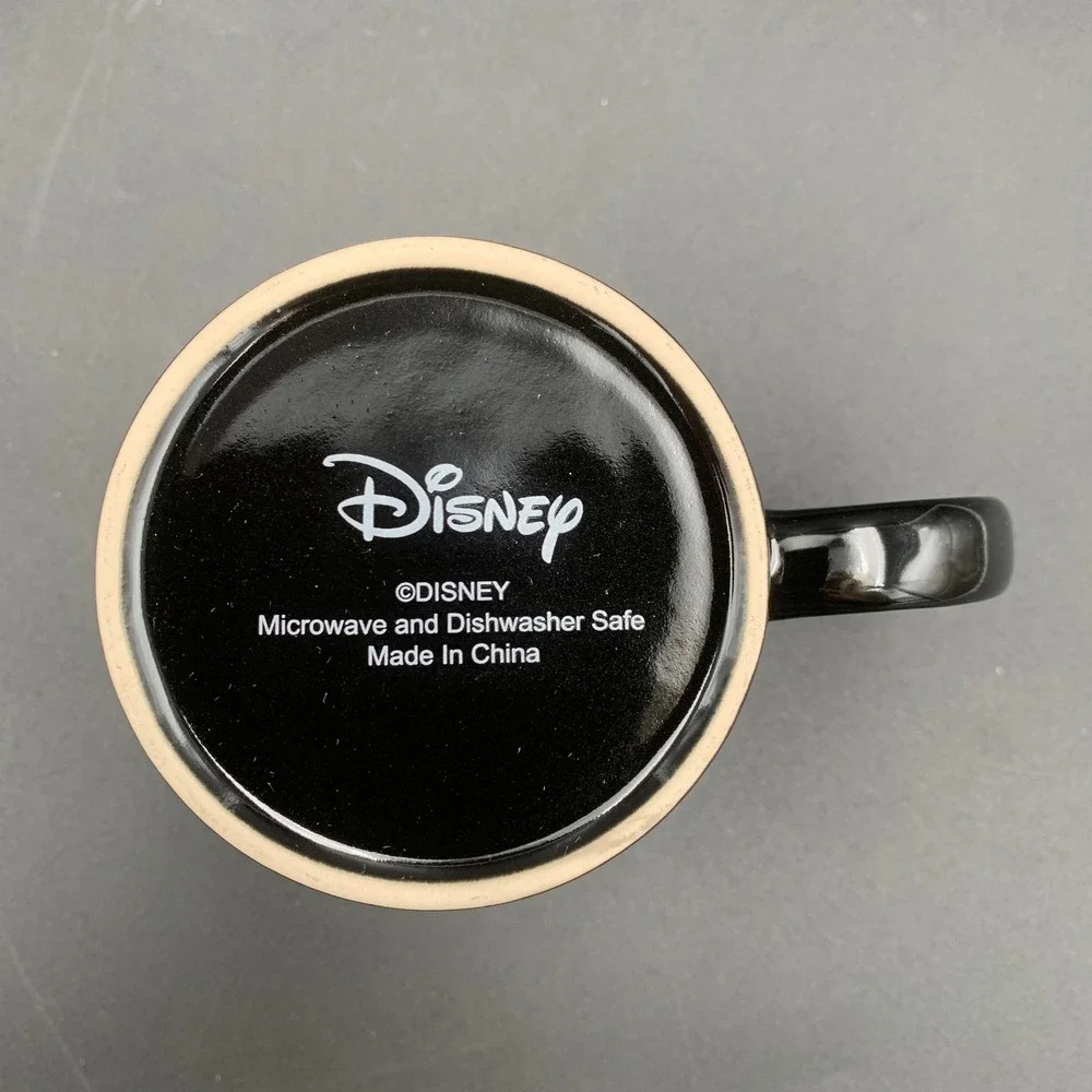 Disney Mickey Mouse Mug Warmer DMP-16 Black Red Ceramic 10oz Mug Set